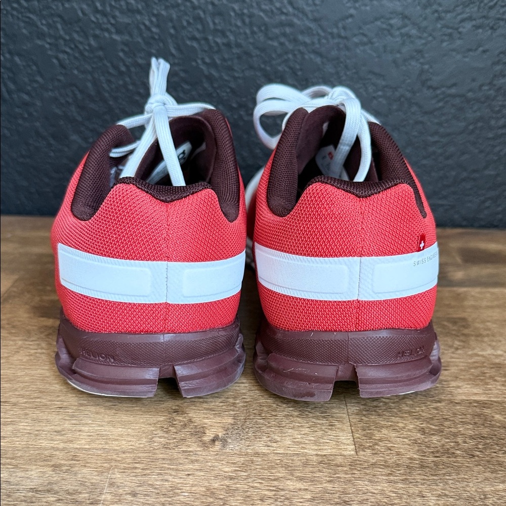 On Cloud Women’s Running Shoes Size 10 - Picture 4 of 5